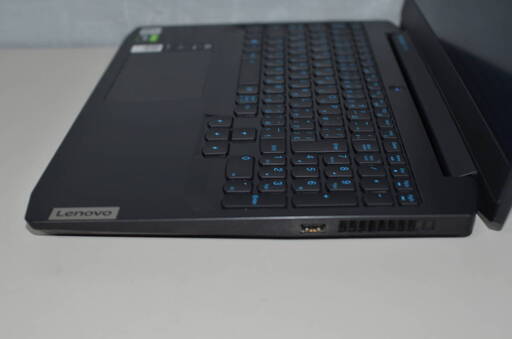 LenovoゲーミングノートPC  GeForce GTX1650Ti搭載