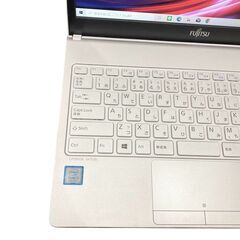 超美品✨極速SSD＆メモリ8GB✨カメラ付✨薄型モデル すぐ使えるノートPC 超美品✨極速SSD＆メモリ8GB✨カメラ付✨薄型モデル すぐ使える