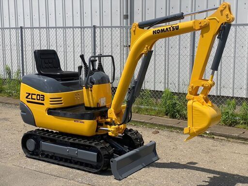 【V-0038】コマツ　ZC03　1tクラス　ミニ油圧ショベル　ユンボ　バックホー　ガソリンエンジン　アワーメーター413h　全塗装済