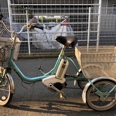 電動アシスト自転車　三輪車