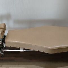 6/30まで。サイドポスチャーテーブル