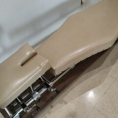 6/30まで。サイドポスチャーテーブル