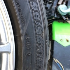 アクア　他　ダンロップ　16インチ　溝あり