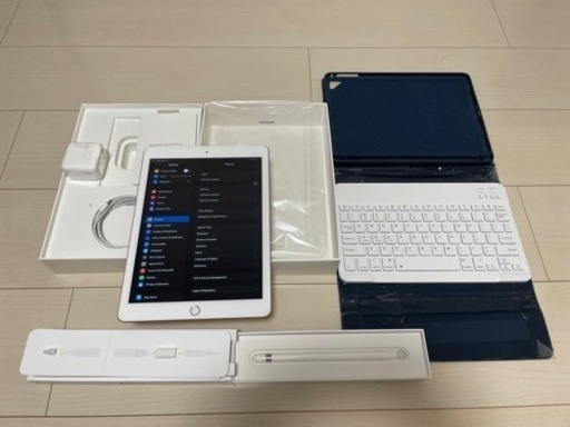 32GB iPad (第6世代) + Apple Pencil (両方美品)