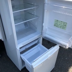 福岡市内配送無料 シャープ SHARP SJ-14W-W [冷蔵庫（137L・つけかえ 