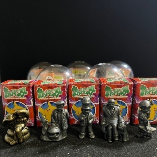 新品極美品】希少ピン!当時のカプセル付き ポケモン メタル