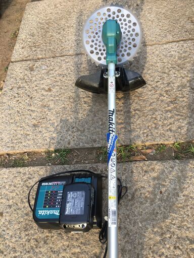 マキタ バッテリー充電式 刈払い機 草刈り機