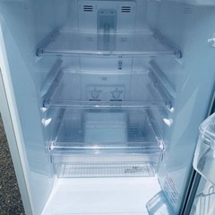 32番 三菱✨冷凍冷蔵庫✨MR-P15W-S‼️