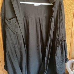 レディース　シャツ　羽織　フリーサイズ　黒