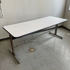 会議机　食堂テーブル　180ｘ75ｘ70.5cm