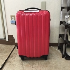 スーツケース(ピンク、カギなし)