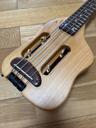 【ヘッドレス・ベース】TRAVELER GUITAR トラベラーギター ESCAPE BASS