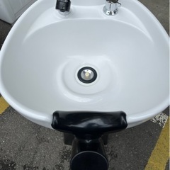 【BY REUSE 霧島国分新町店 出張買取•見積完全無料¥0】美容室　髪洗い洗面台