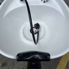 【BY REUSE 霧島国分新町店 出張買取•見積完全無料¥0】美容室　髪洗い洗面台