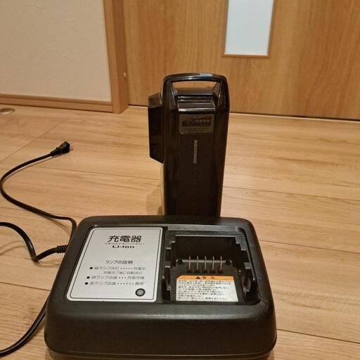 ブリジストン　HYDEE2　バッテリー　充電器\u0026子供用　チャイルドシート　クッション