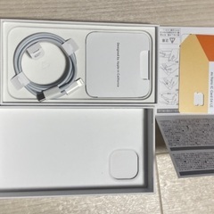 本日購入しましたので、未使用です！128Gですが。保証プランも入ってますので！再生品では無いです！