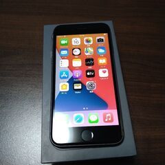 iPhone8 64G 美品