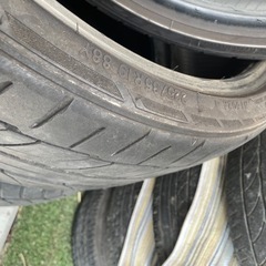 タイヤ4本セット　225 35 R19