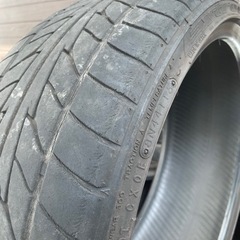 タイヤ4本セット　225 35 R19