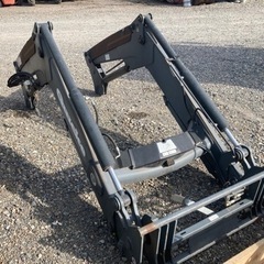 MF6465トラクターで使用ALOフロントローダーQ65 MF6465トラクターで使用ALOフロントローダーQ65