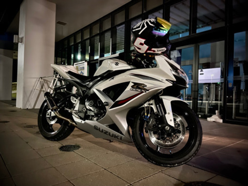 商談中 [GSXR750] K9 フェンダーレス/ヨシムラマフラー カスタム多数