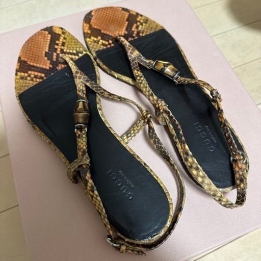 GUCCI サンダル