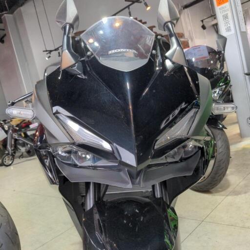 CBR250RR USB電源(タイプC) 走行距離1513km 2022年式 CBR250RR USB電源(タイプC) 走行距離1513km 2022年式