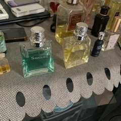 香水　32種類