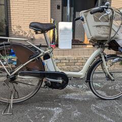 ヤマハ　パス　リトルモア　26インチ　ベージュ　　バッテリー、充電器あり　鍵あり　電動アシスト自転車