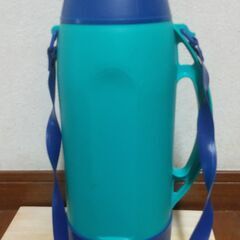 【水筒】 (５) ペットボトル用クーラー　50円