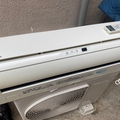 paypay可　福岡市内取付料金込み　東芝　エアコン　2013年　6-8畳 paypay可 福岡市内取付料金込み 東芝 エアコン 2013年 6-8畳