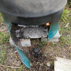 ドラム缶、焼却炉