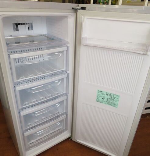 三菱　冷凍庫　MF-U12D-S1 三菱電機冷凍庫MITSUBISHI MF-U12D-S1形 2020年製