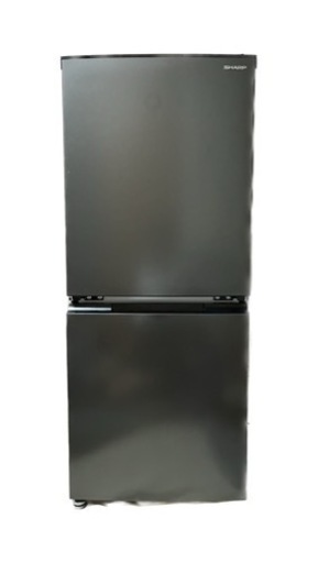 2022年製　黒色冷蔵庫　152L