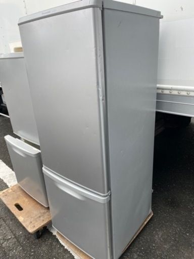 福岡市内配送無料　パナソニック Panasonic NR-B17AW-S [パーソナル搭載冷蔵庫 (168L・右開き) 2ドア シルバー] 2018年式