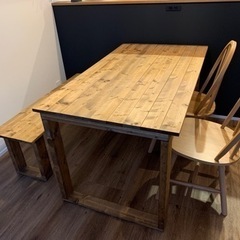 ダイニングテーブル、ベンチ、ダイニングチェア、ウィンザーチェア