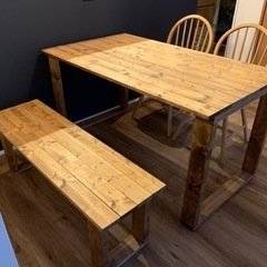 ダイニングテーブル、ベンチ、ダイニングチェア、ウィンザーチェア