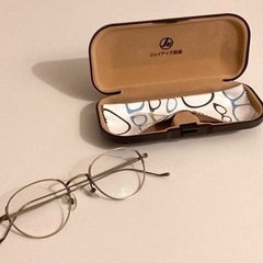 JINS ジンズのメガネ　定価一万円くらいのグレード