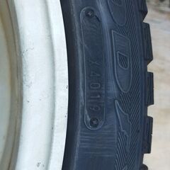 美品アルミ付きタイヤ4本（225/40R18) 2019年製タイヤ クラウンなどに