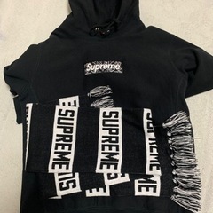 本日限定‼️最終値下げしました✨supremeパーカーMsizeブラックおまけ付き🙌🙌