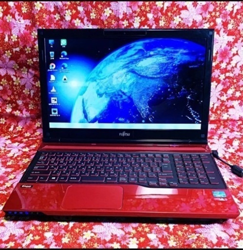 富士通 i5 8GB SSD750GB 15.6インチ