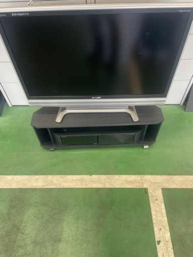 42型液晶テレビ　SHARP 型古いですがまだまだ使えます