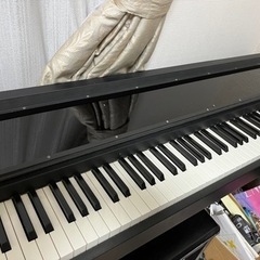 電子ピアノ　ヤマハクラビノーバ