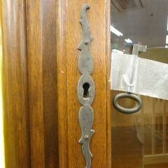 ガラスキャビネット　リビング収納　アンティーク調　ガラスショーケース　【モノ市場半田店131】