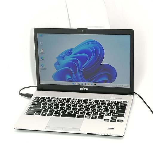 送料込 日本製 13.3型 ノートパソコン 富士通 S937/S 中古良品 第7世代 Core i5 8GB 高速SSD 無線 Bluetooth Webカメラ Windows11 Office