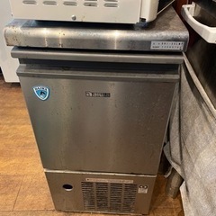 ダイワ冷機　全自動製氷機　DRI-25LME　製氷能力25Kg/日　メンテ済中古 大和冷機 DRI-25LME1 業務用 全自動製氷機 キューブアイス 2018年製