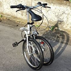 ★美品‼お届け可！★ SPALDING　20インチ　折りたたみ自転車　内装3段変速　シルバー