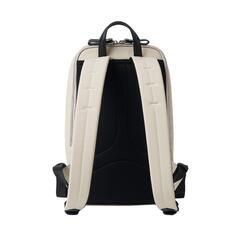 新品、DIANA 整理整頓がしやすい☆ニューノーマルリュック