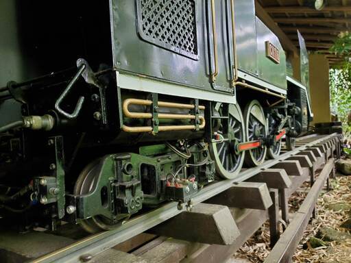 世界でただ1台。超人気店で走っていた蒸気機関車の電動模型