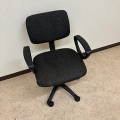 椅子　オフィスチェア　キャスター付き　ブラック